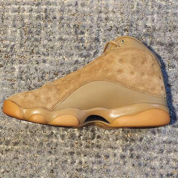 Jordan Retro 13 Wheat - Picture 2 of 7